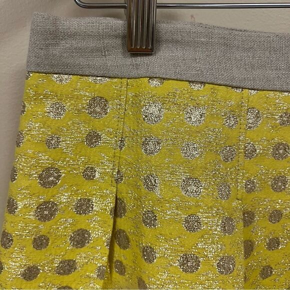 Loft yellow shimmer polka dot pleated skirt.  Size 8 - Picture 2 of 5